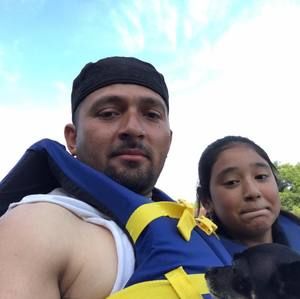 Meet your Posher, Carlos